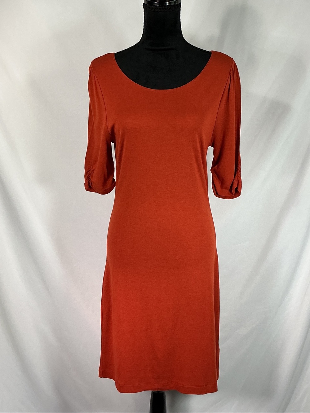 Banana Republic Rust Orange Ruched Sleeve Midi Dress M Rayon Knit Sheath Work